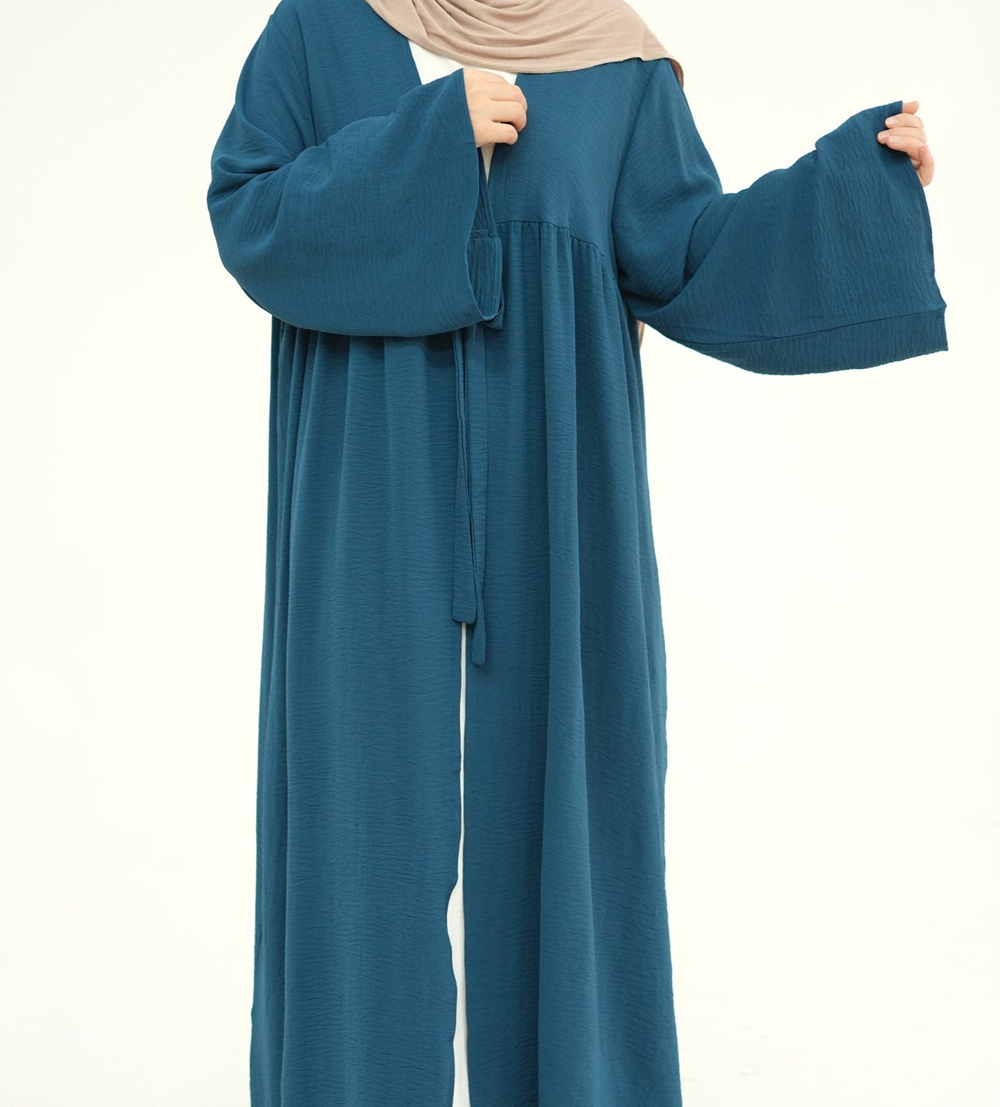 Rahila Tie Abaya