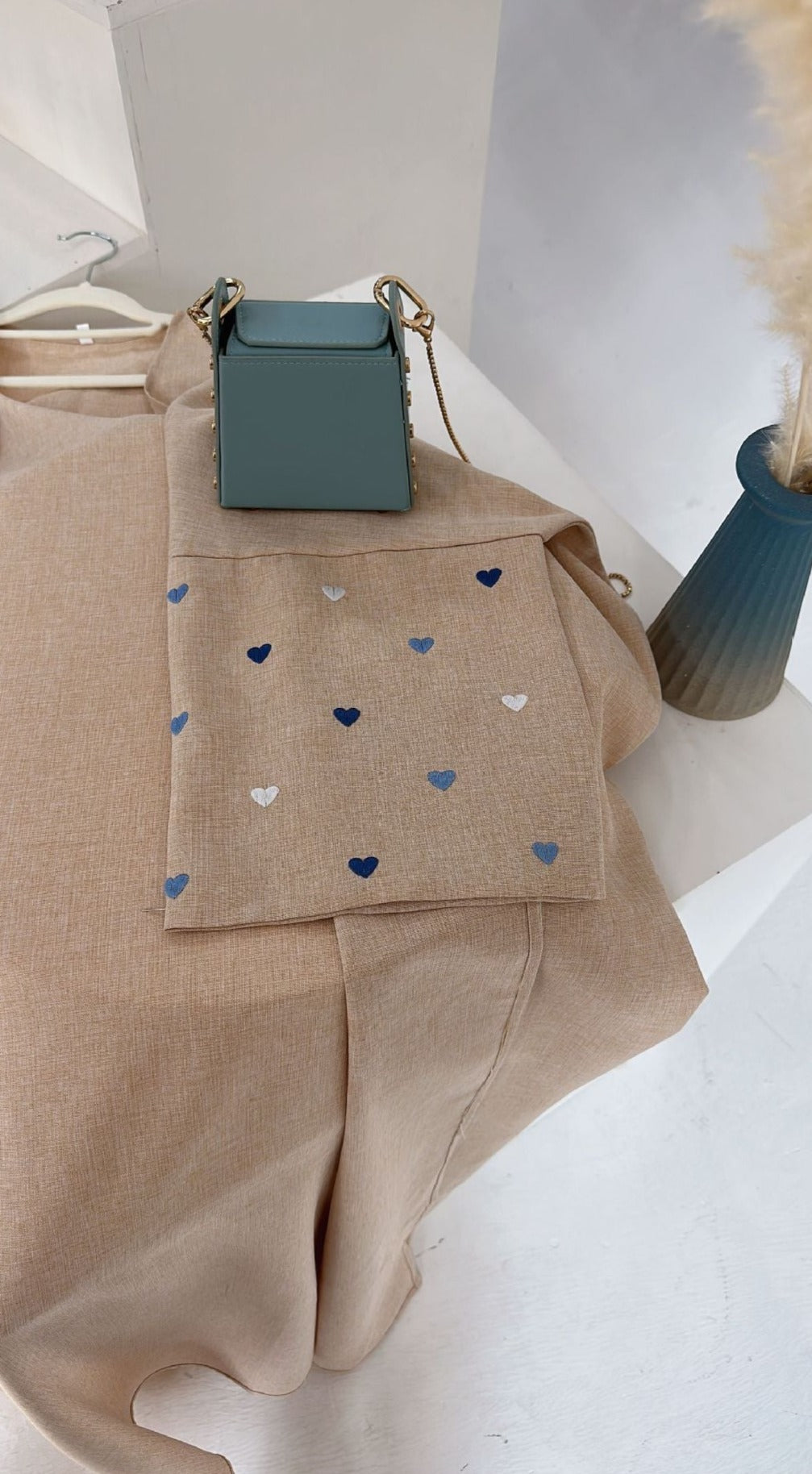 Umaimah Linen Abaya
