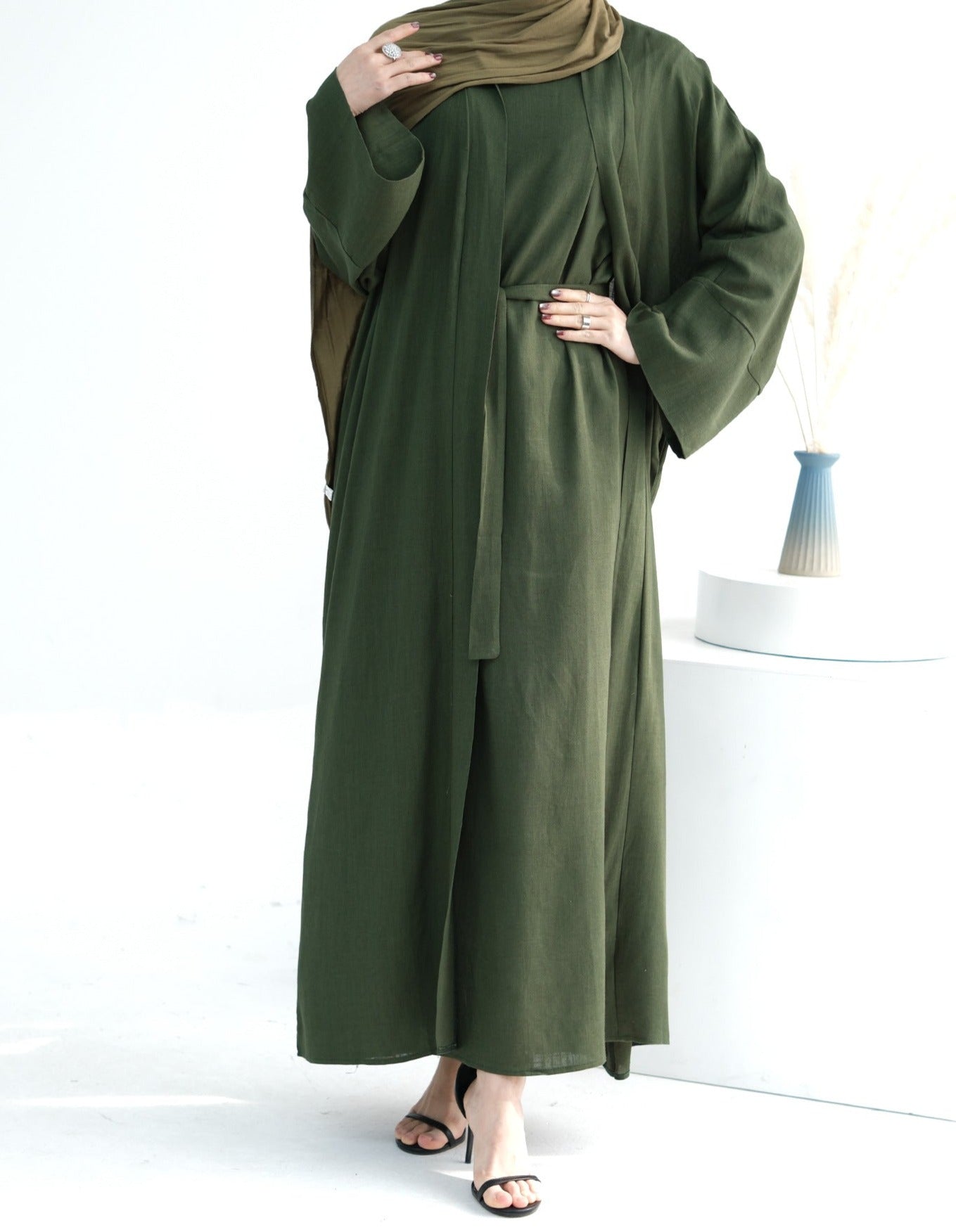 Reyah Abaya Set