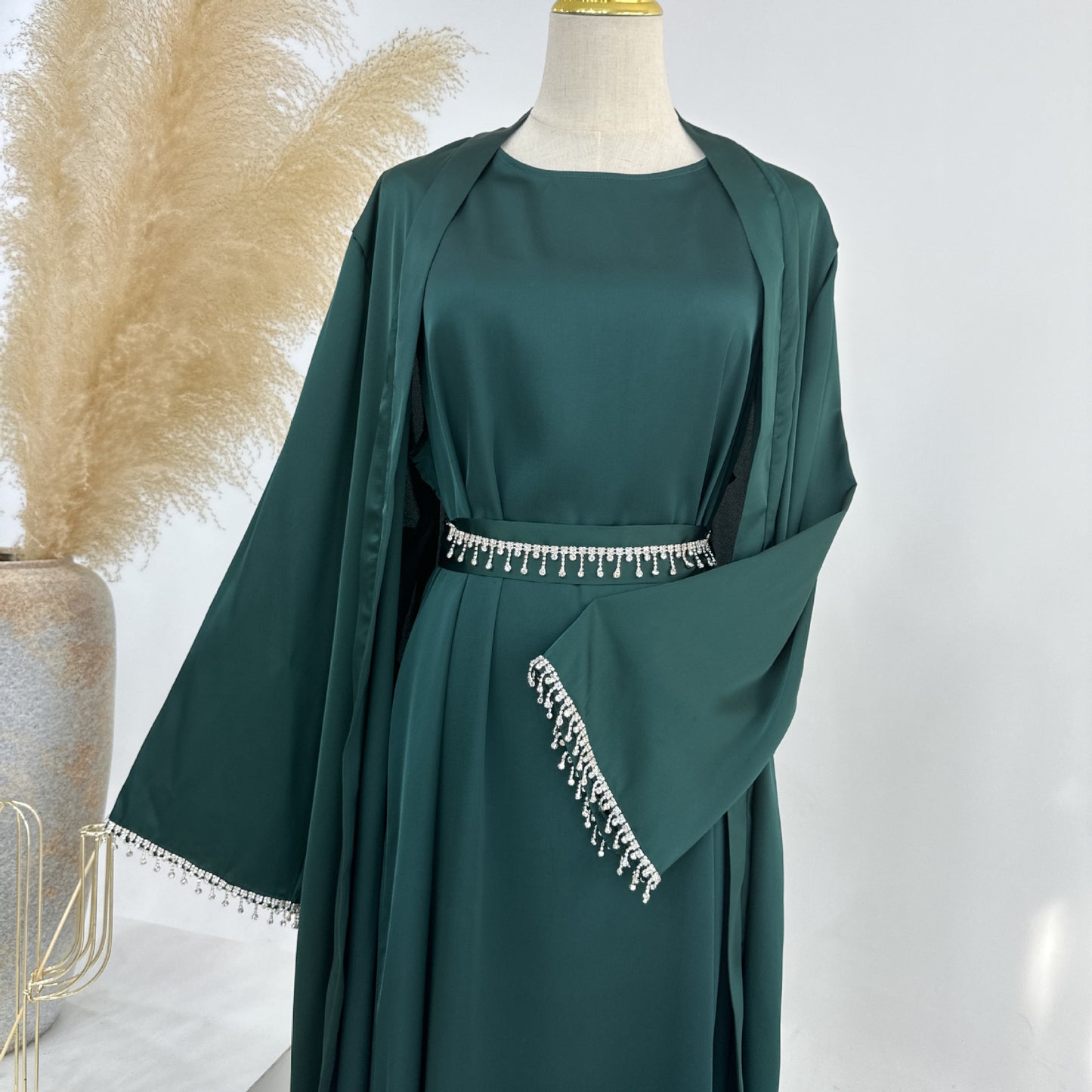 Sanya Abaya With Crystal Chain