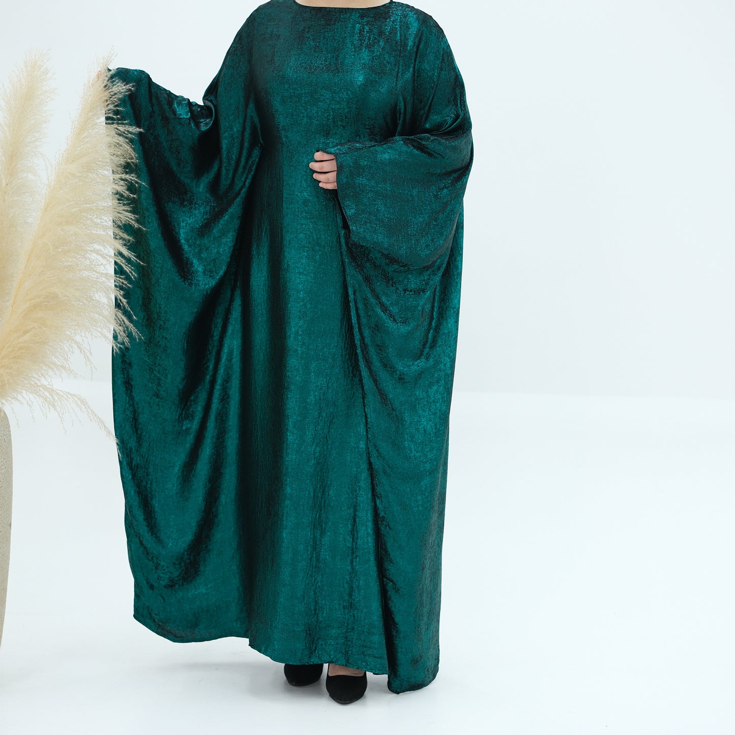 Elisa Butterfly Abaya