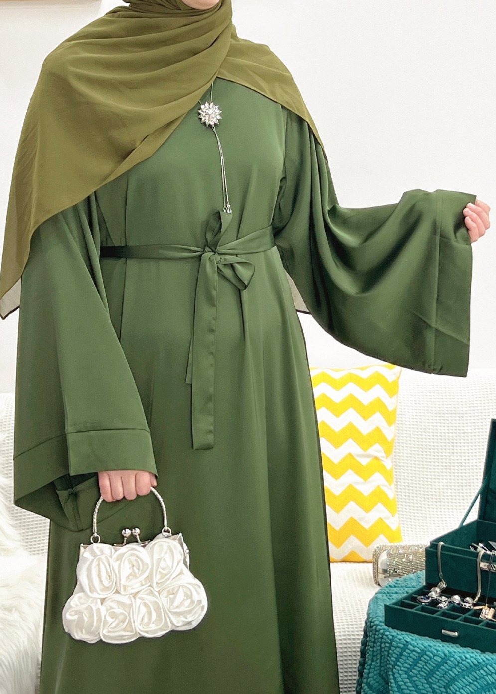 Samreen Satin Abaya