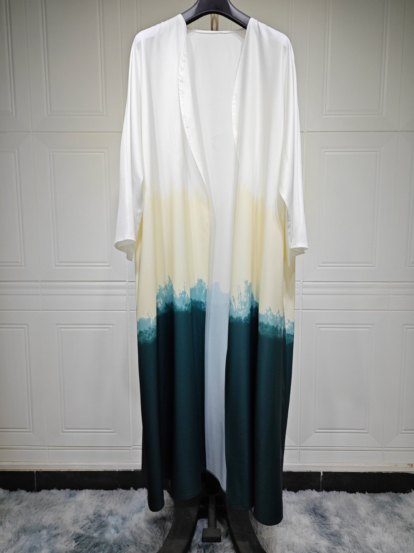 Roomi Ombre Abaya Set