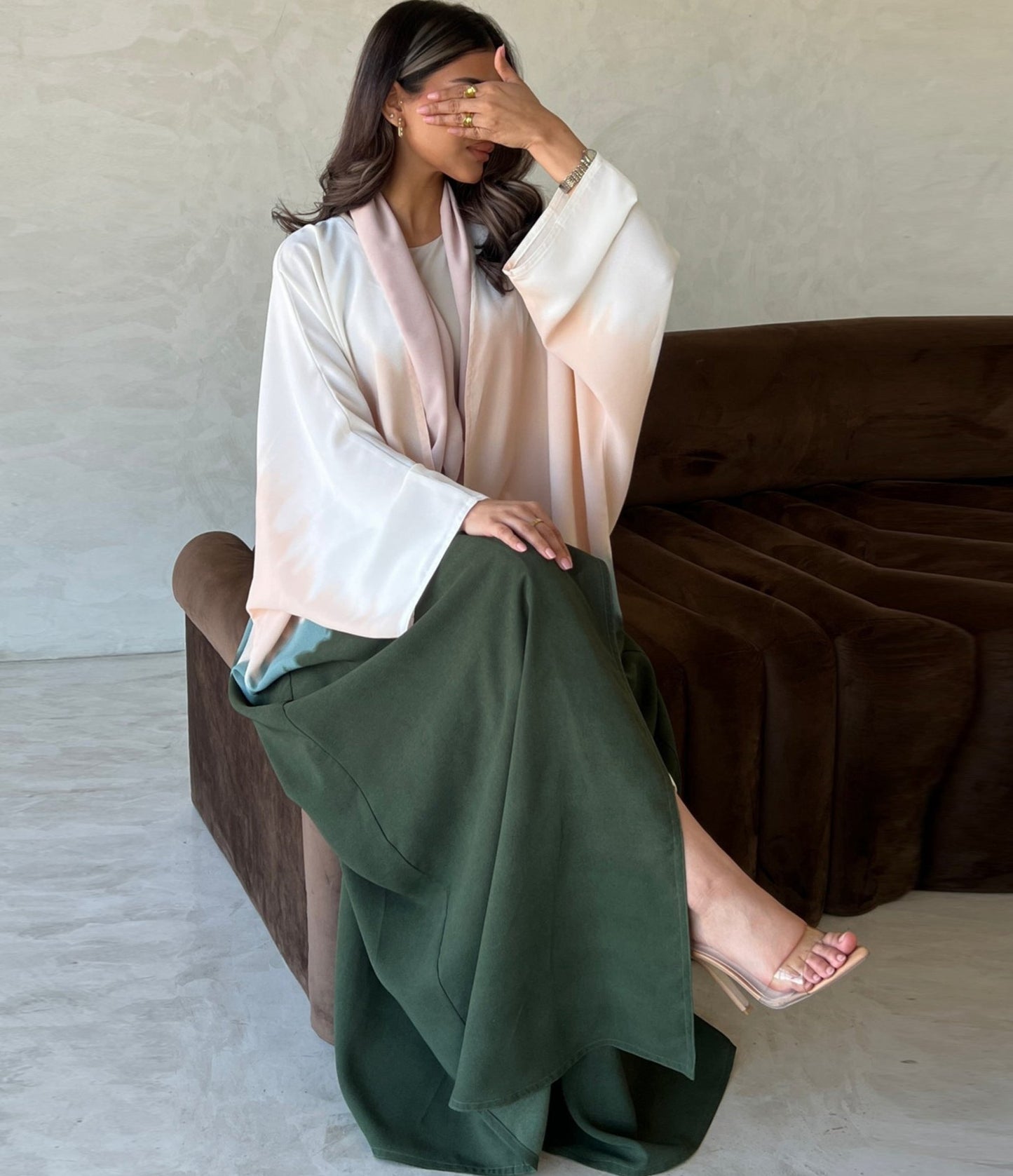 Roomi Ombre Abaya Set