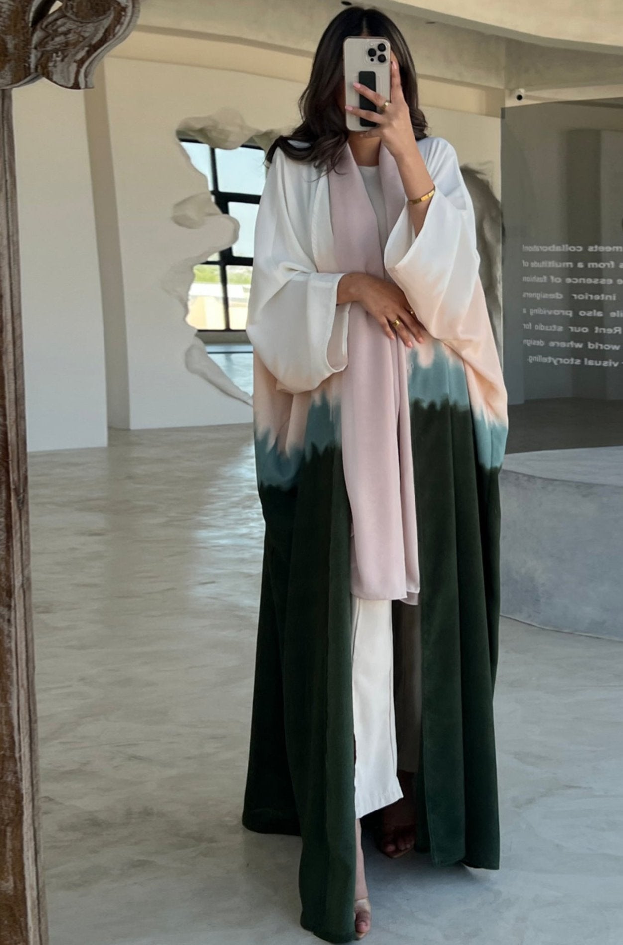 Roomi Ombre Abaya Set