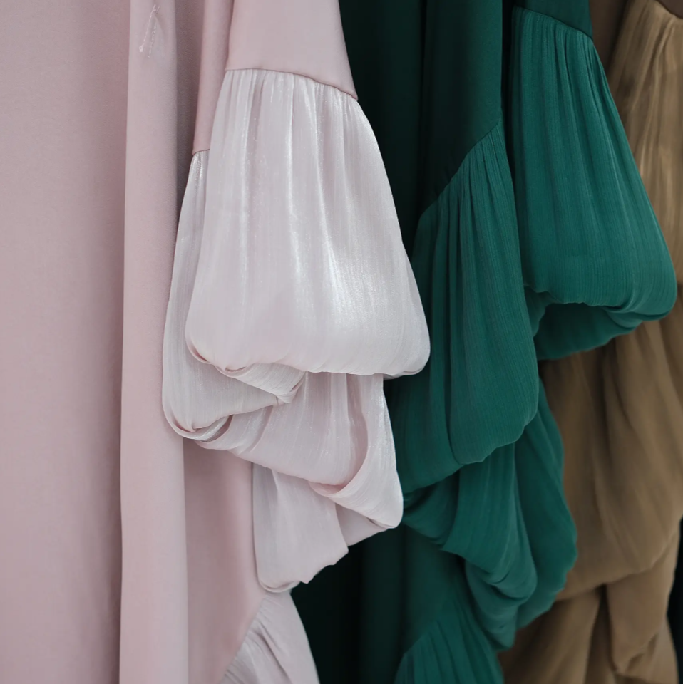 Amiha Frill Butterlfy Abaya