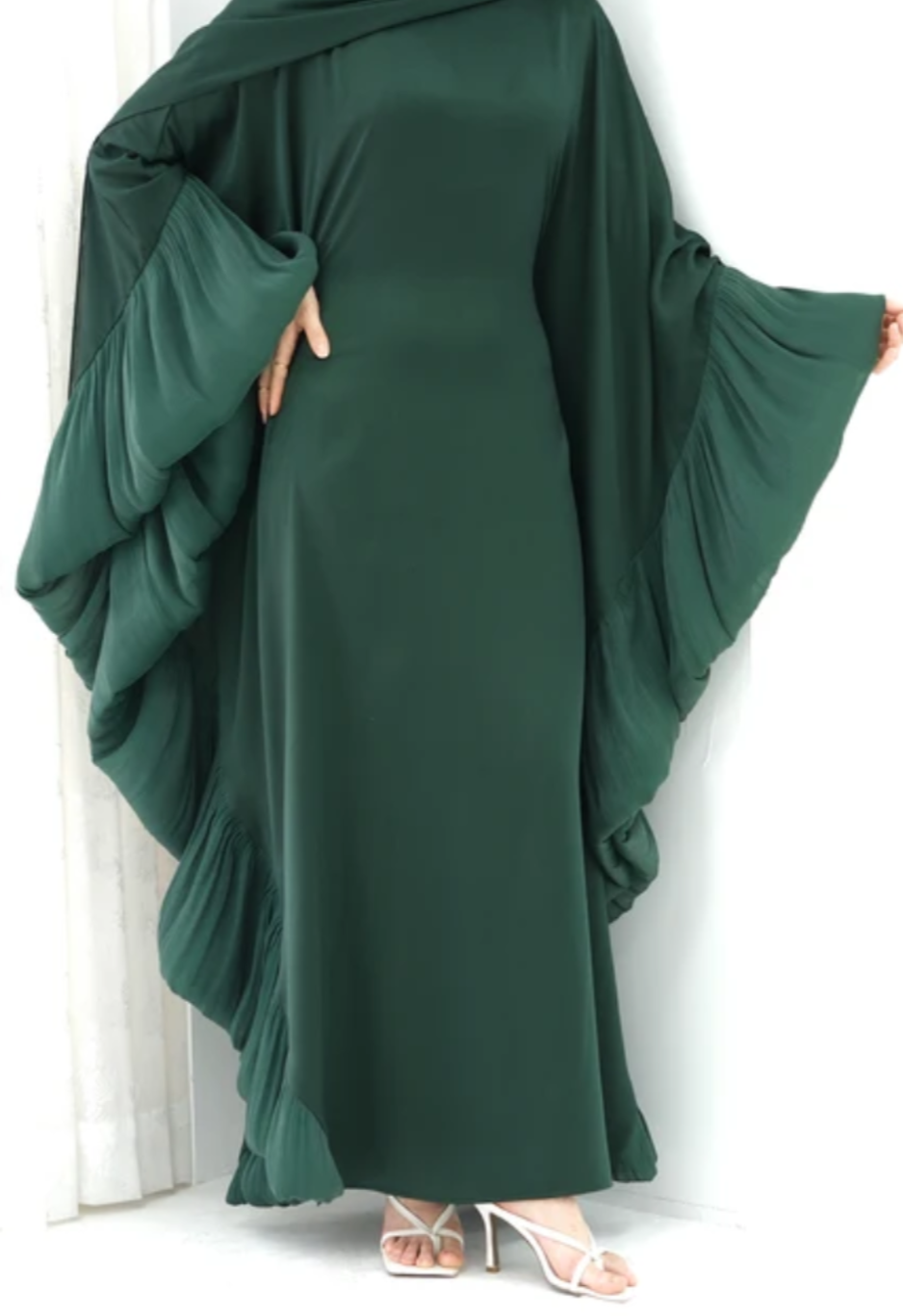 Amiha Frill Butterlfy Abaya