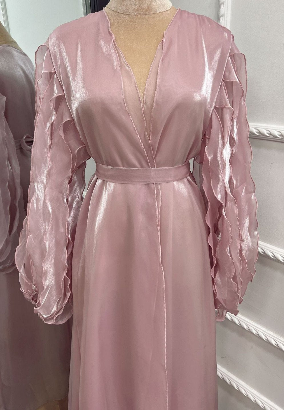 Narmin Balloon Sleeve Abaya