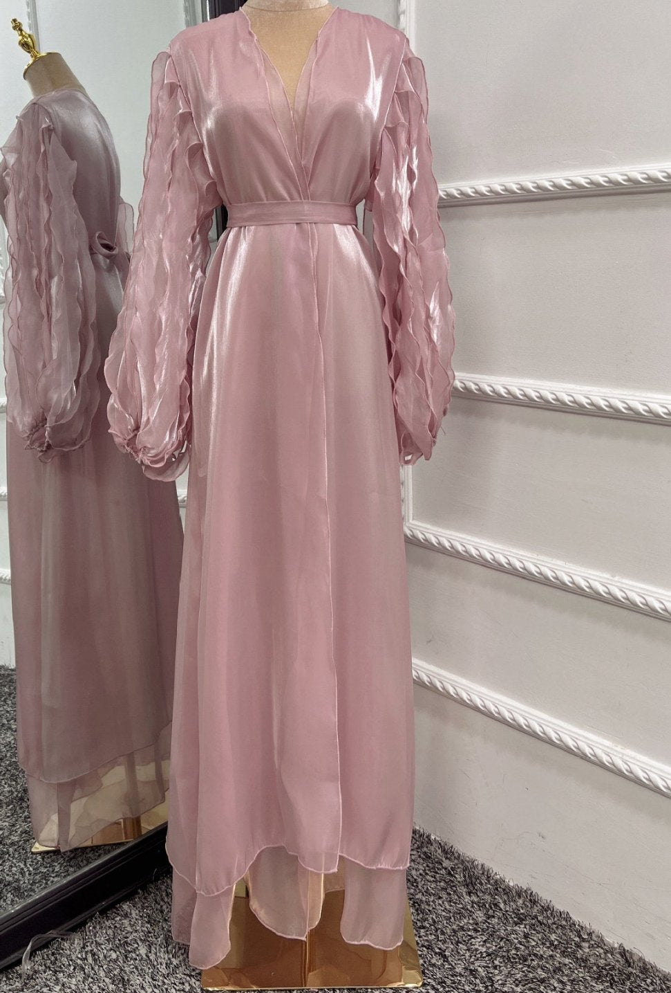 Narmin Balloon Sleeve Abaya