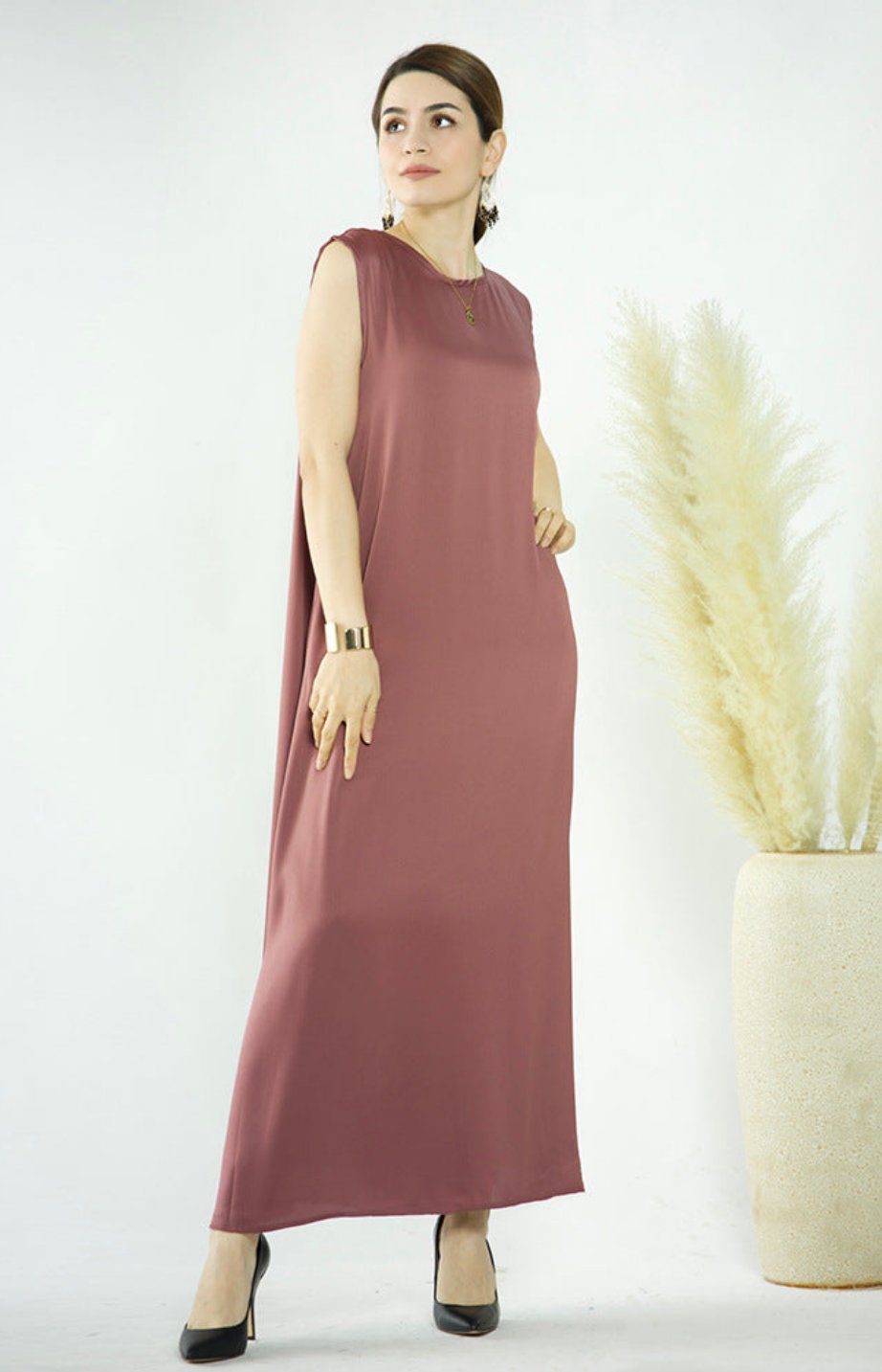 HAANI- Beaded Button Down Abaya