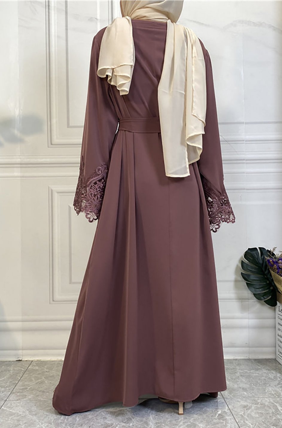 Aayat Closed Abaya