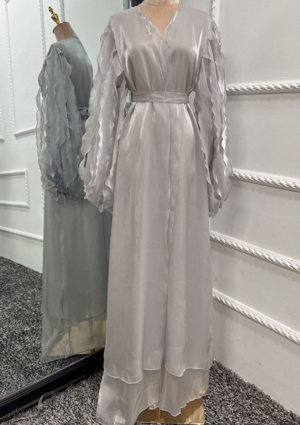 Narmin Balloon Sleeve Abaya
