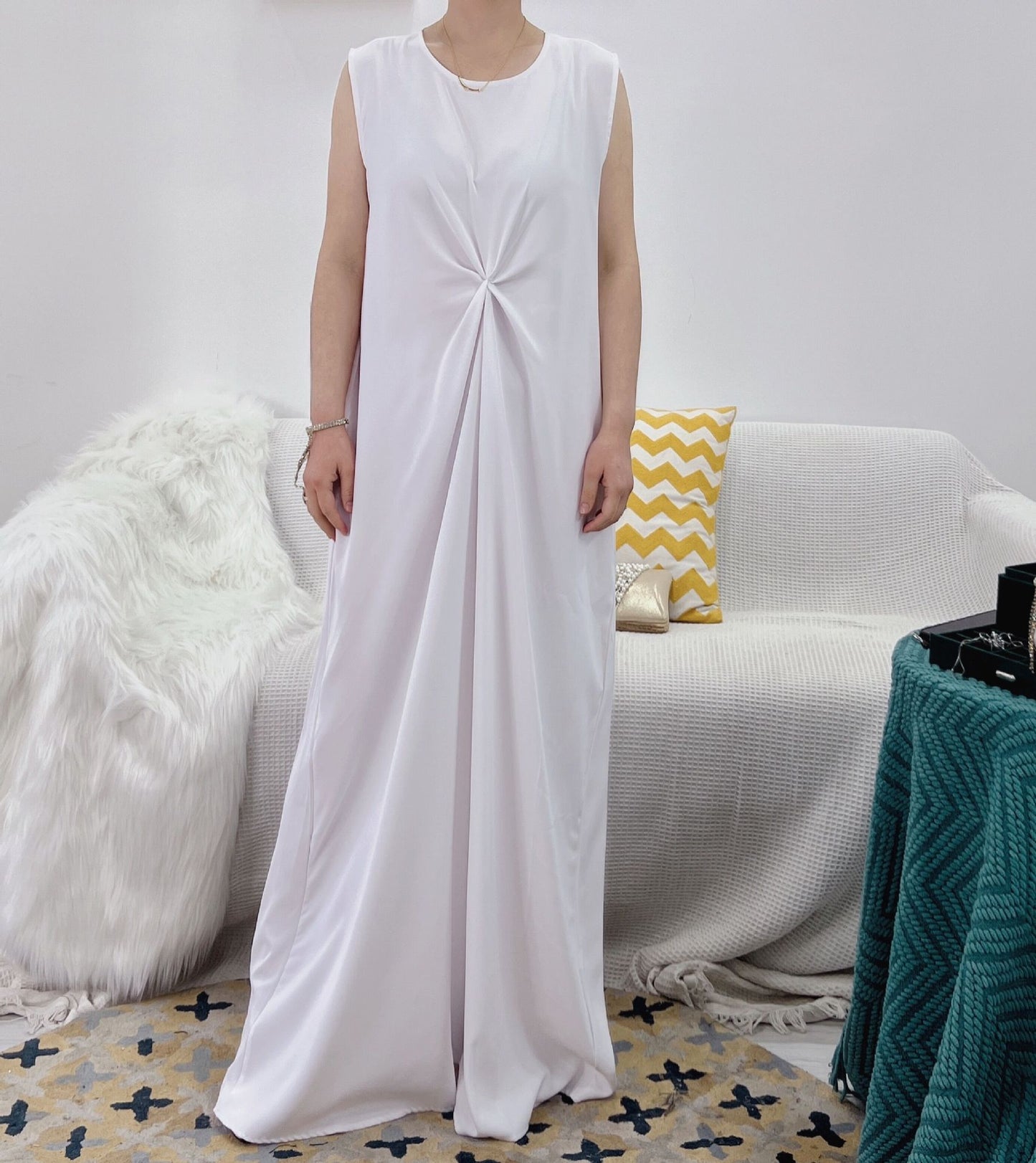 Elham White Inner
