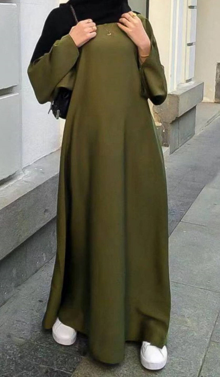 Inaya Classic Abaya With Pockets
