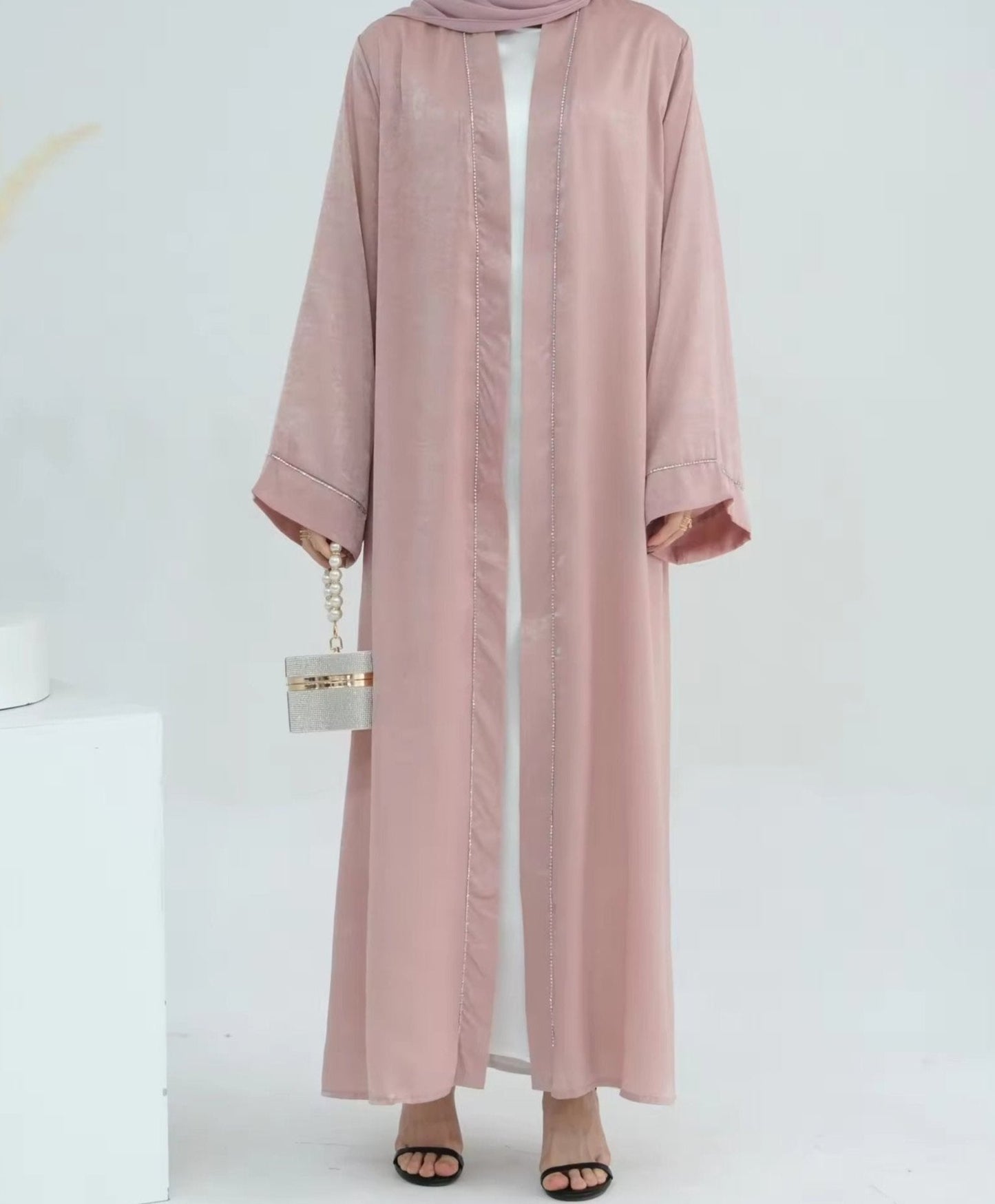 Amelia Satin Abaya