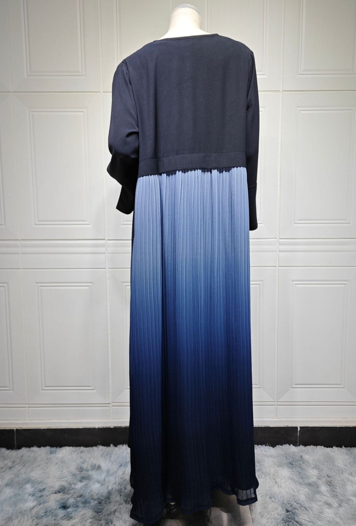 Pleated Ombre Abaya