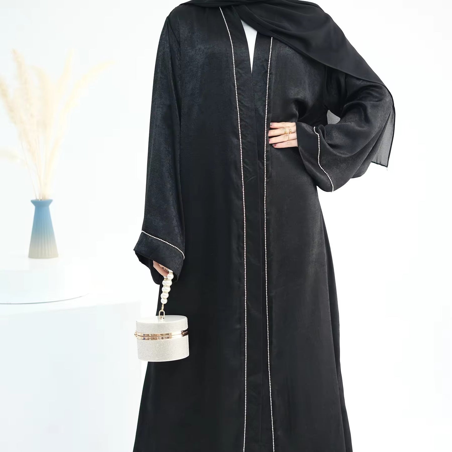 Amelia Satin Abaya