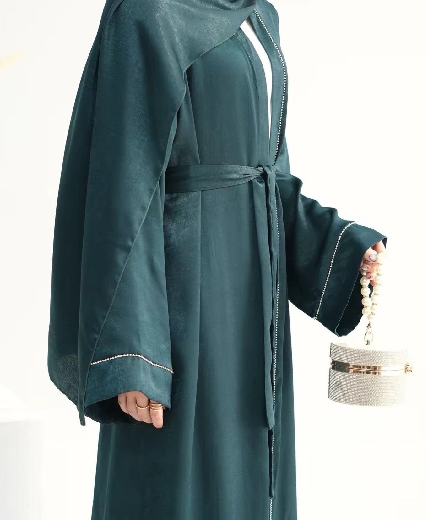 Amelia Satin Abaya