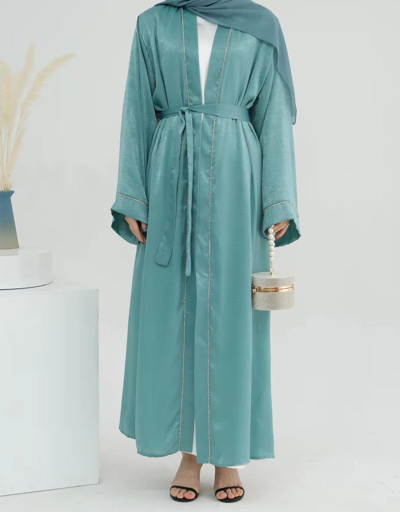 Amelia Satin Abaya