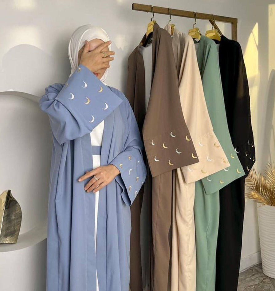 Qamar Embroidery Abaya- Regular Fit
