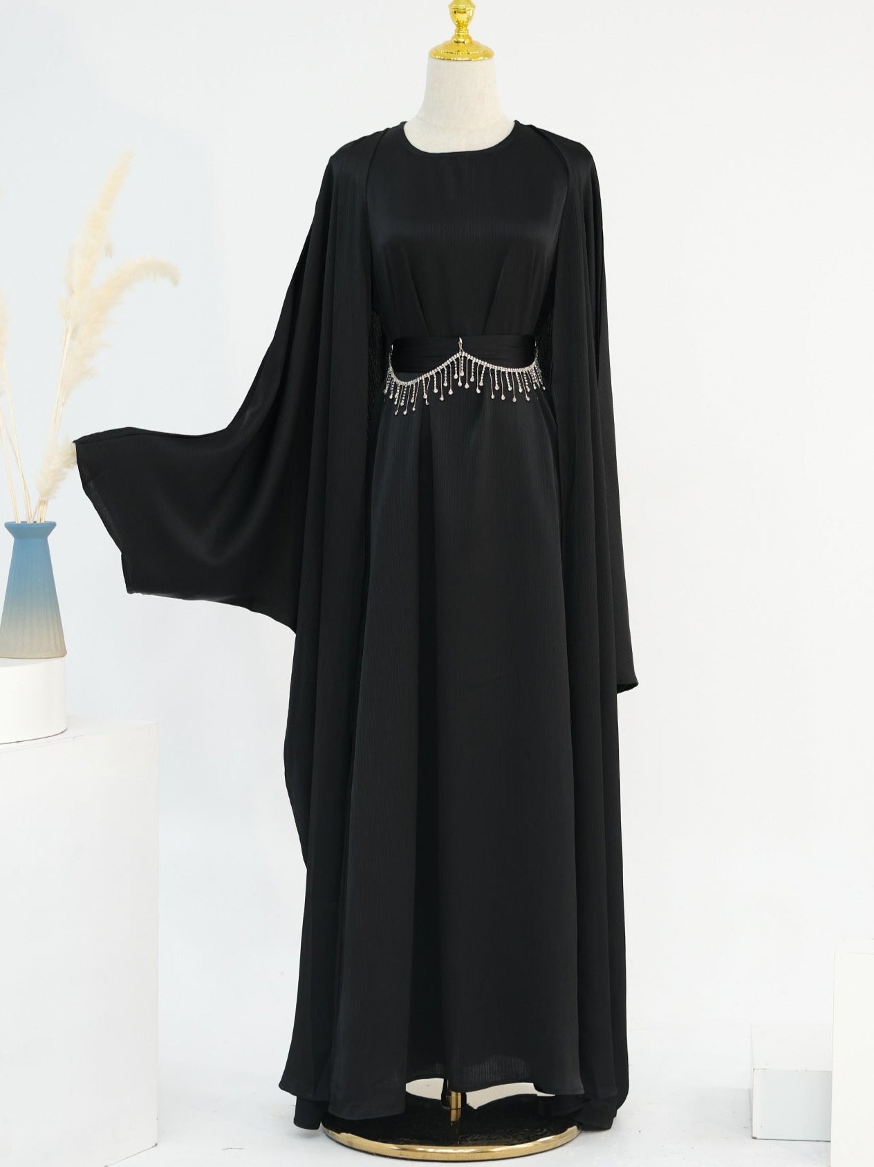 Lamiah Abaya With Crystal Chain