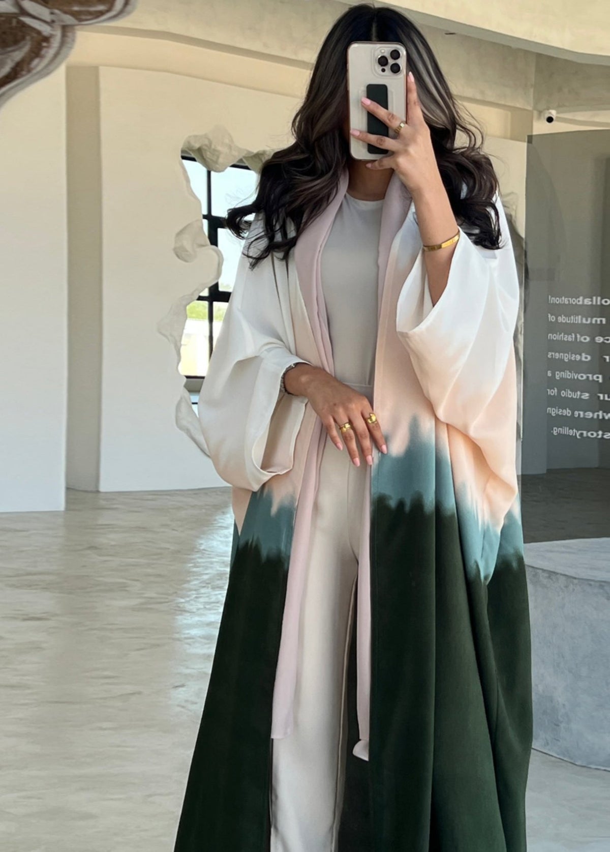 Roomi Ombre Abaya Set