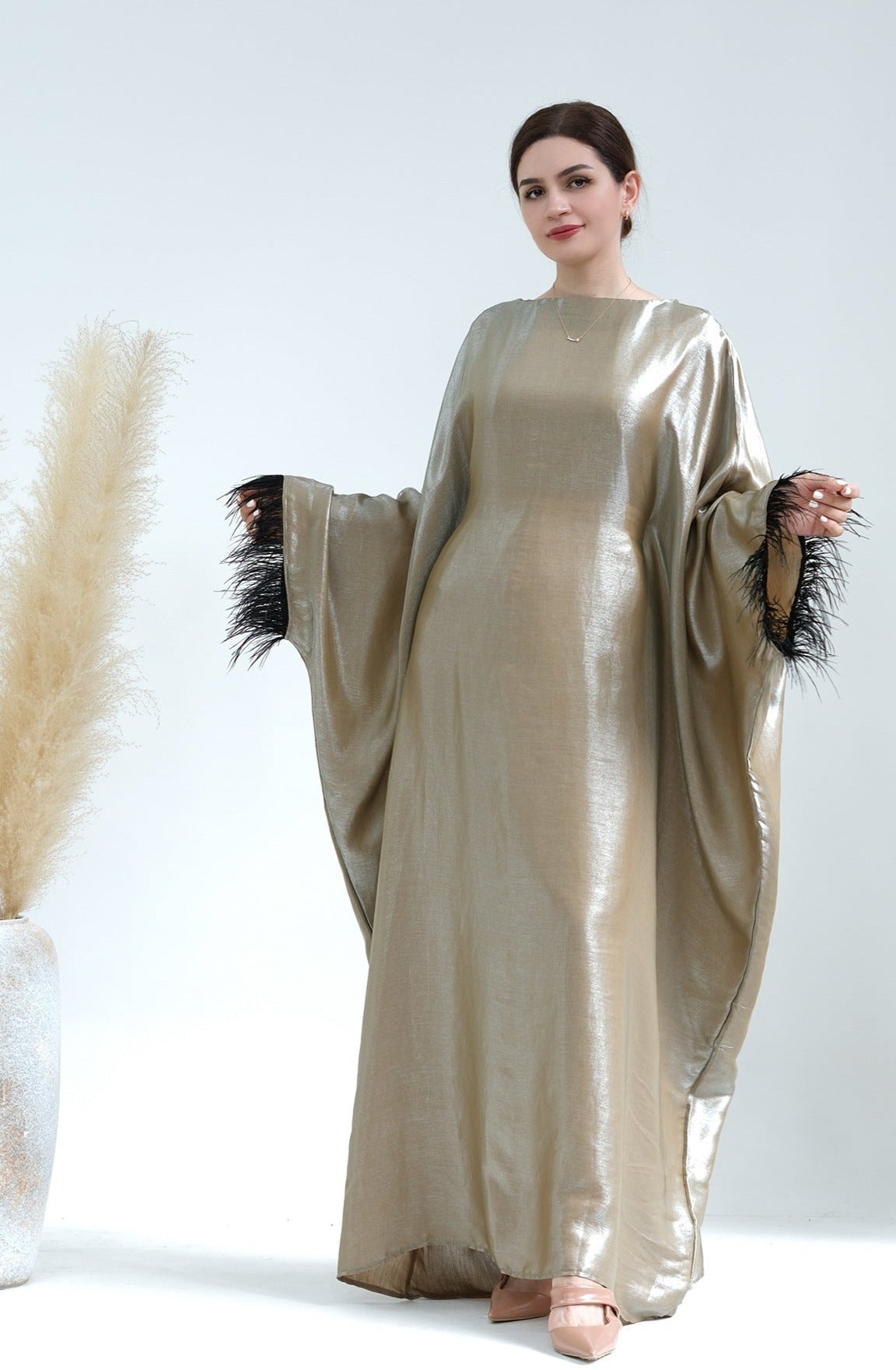 Miah Feather Farasha