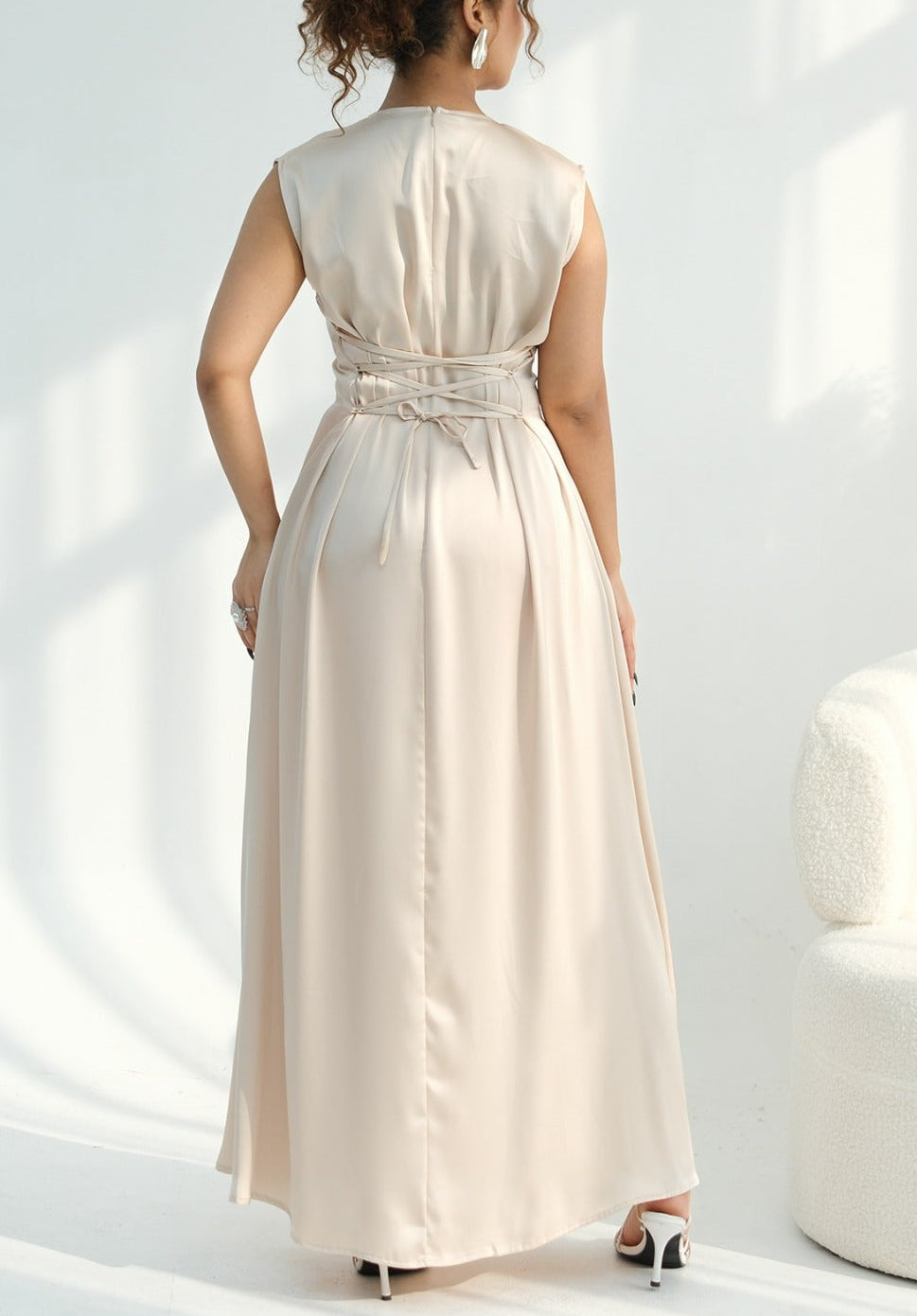 Aimah Crystal Bow Abaya Set