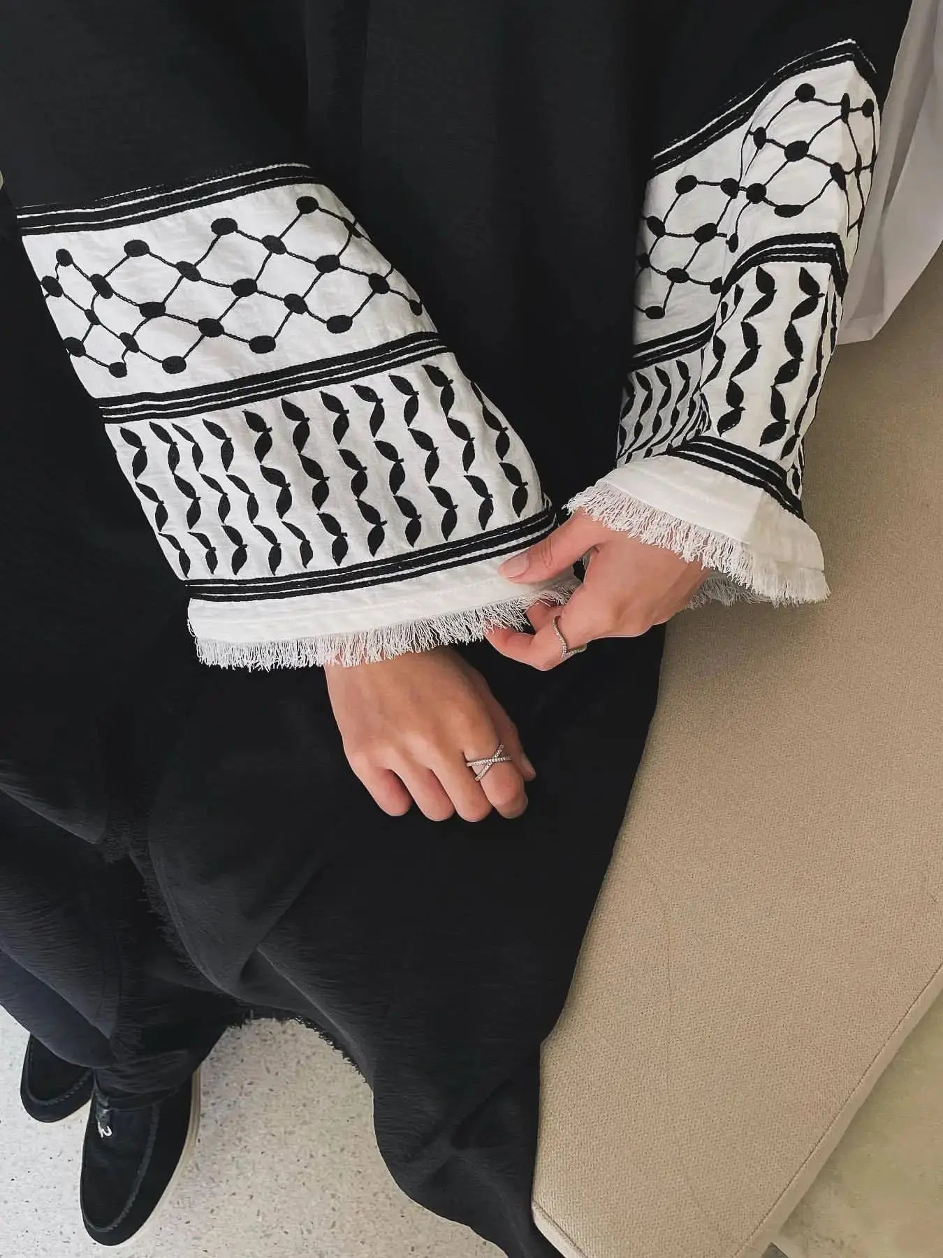 Keffiyeh Embroidery Abaya