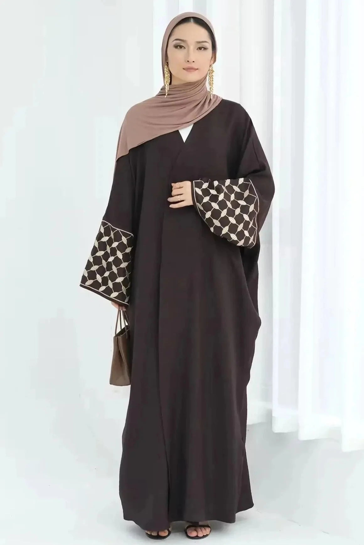 Amber Embroidery Abaya