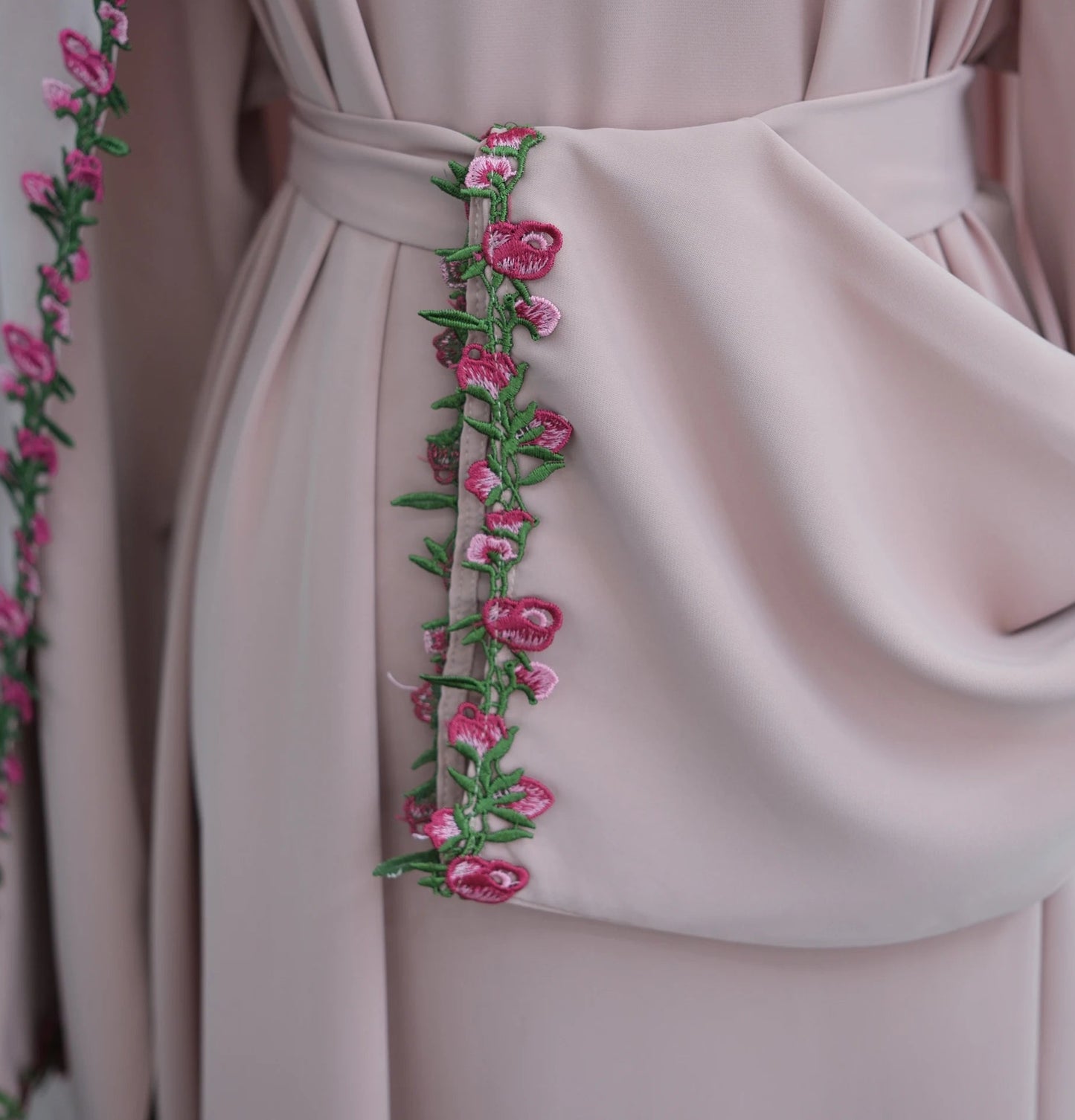 Nazema Floral Lace Abaya & Hijab