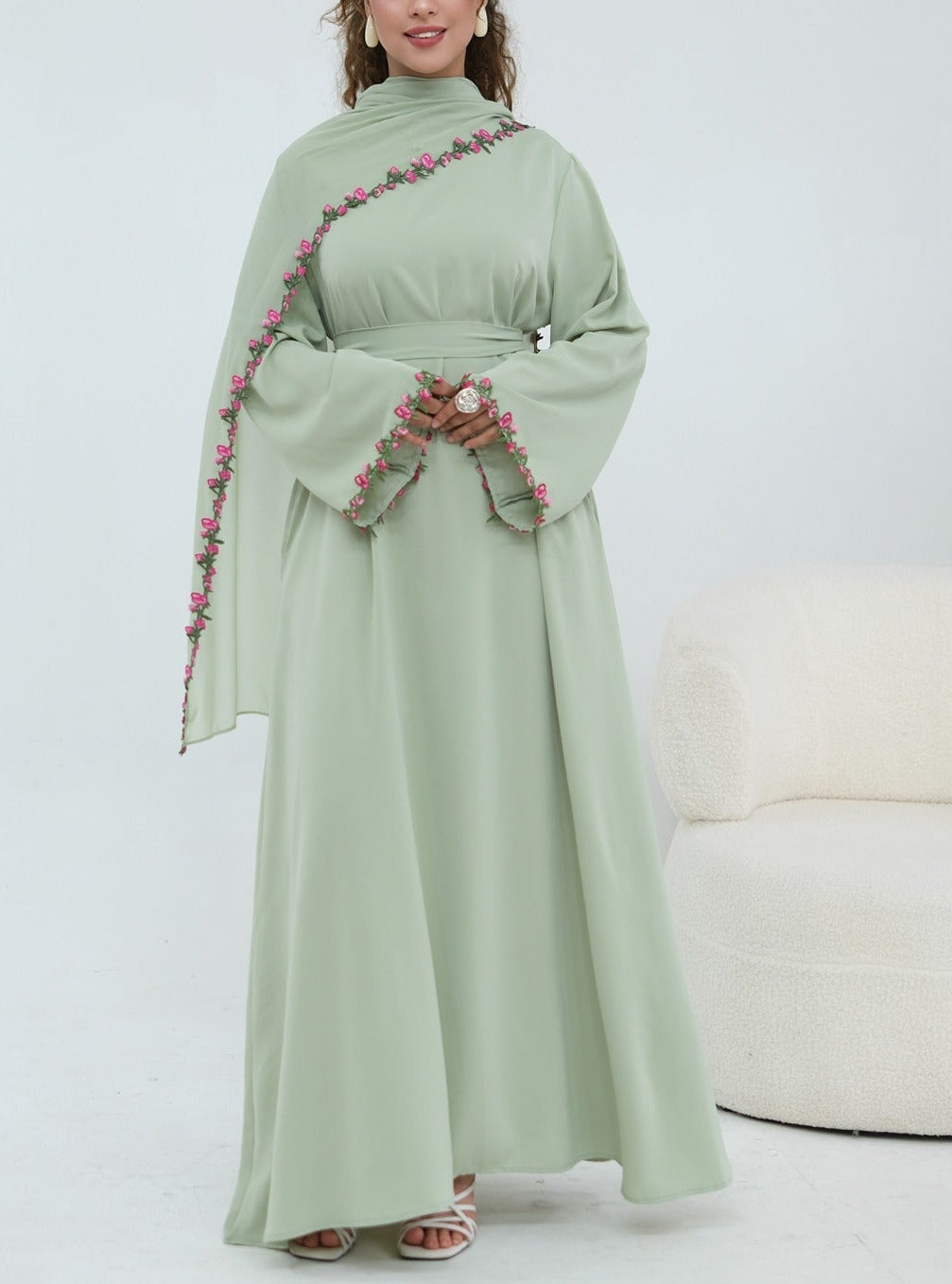 Nazema Floral Lace Abaya & Hijab