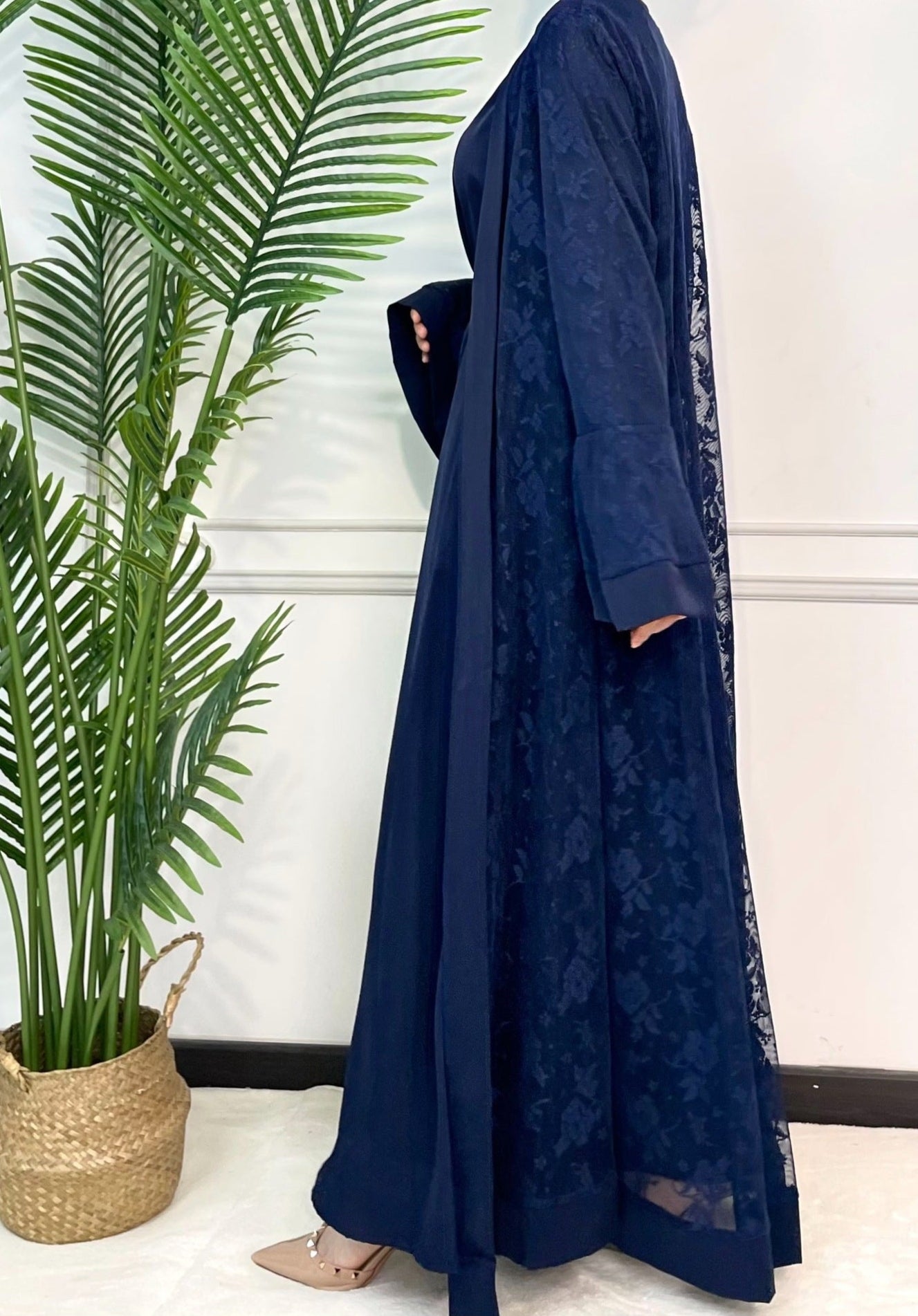 Sareen Lace Abaya Set