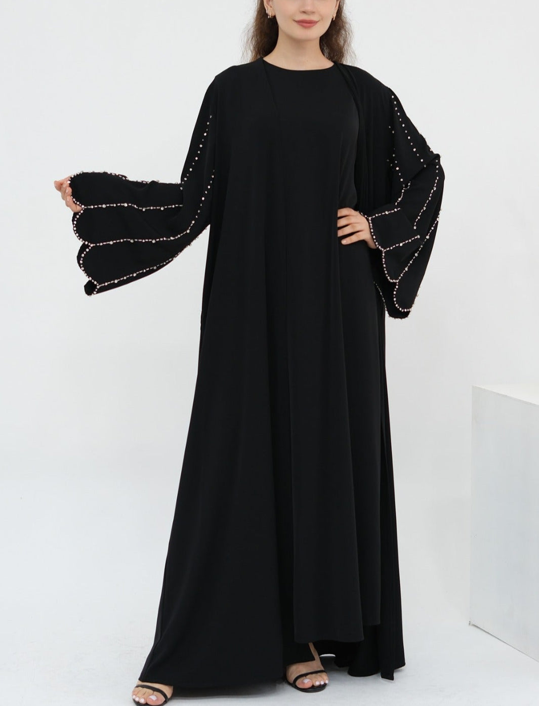 Aamnah Beaded Abaya Set