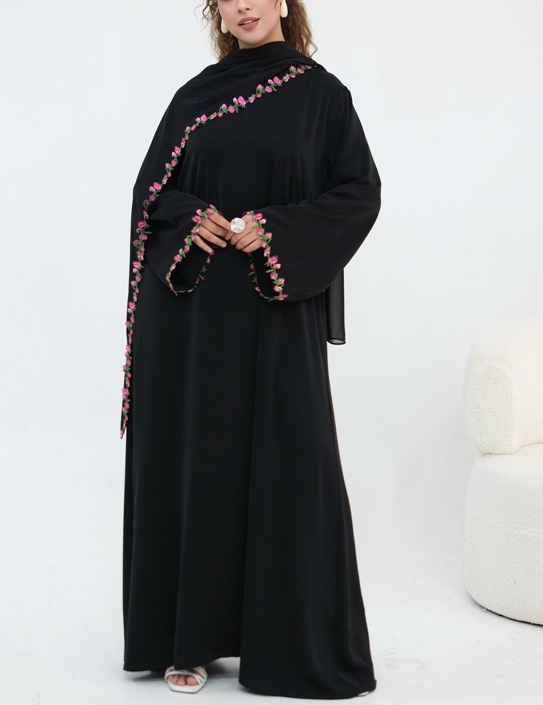 Nazema Floral Lace Abaya & Hijab