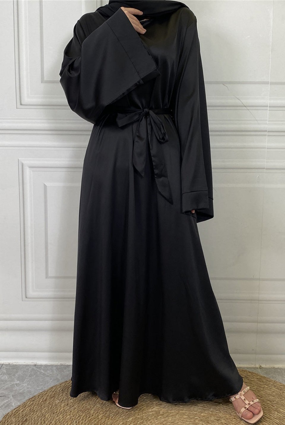 Inaya Classic Satin Abaya