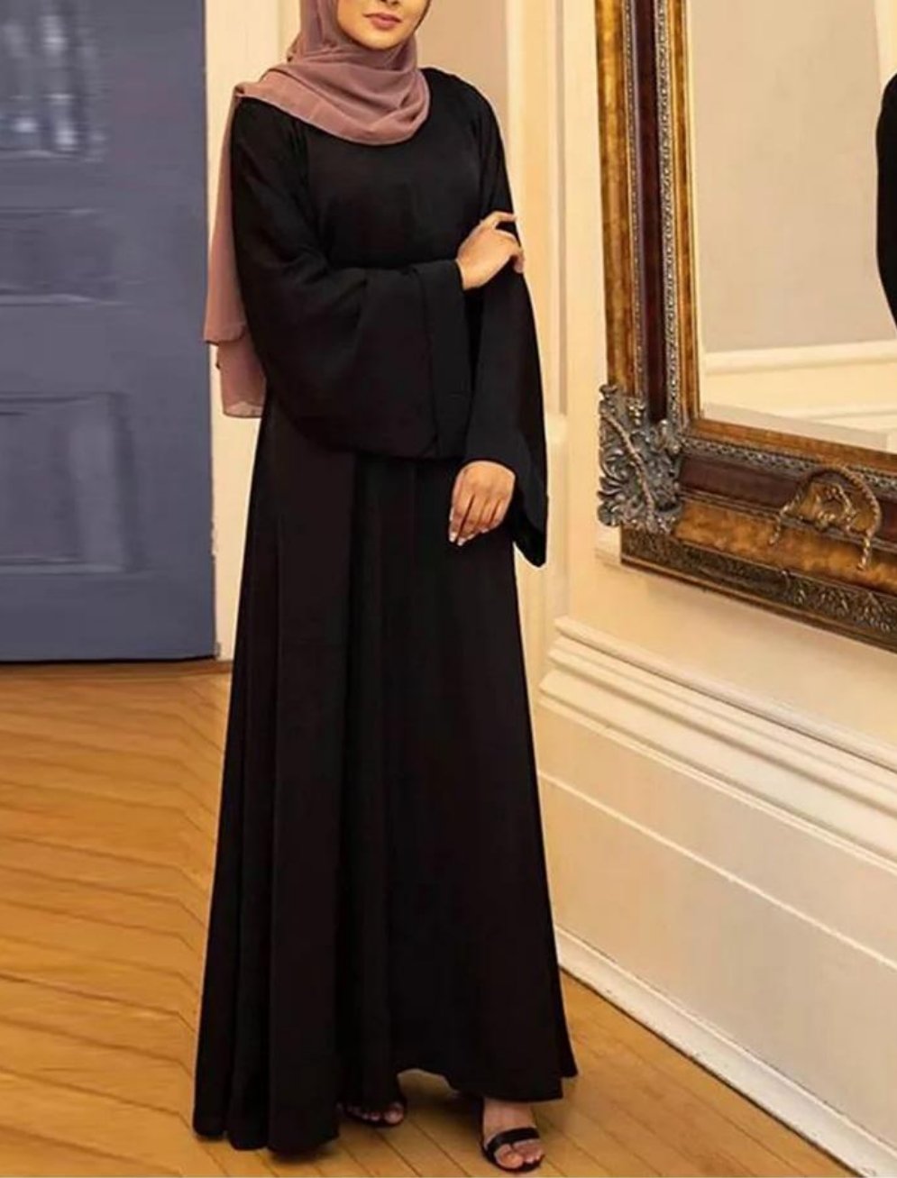 Inaya Classic Abaya