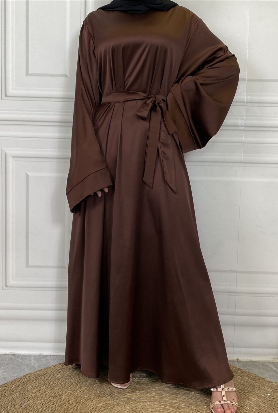 Inaya Classic Satin Abaya