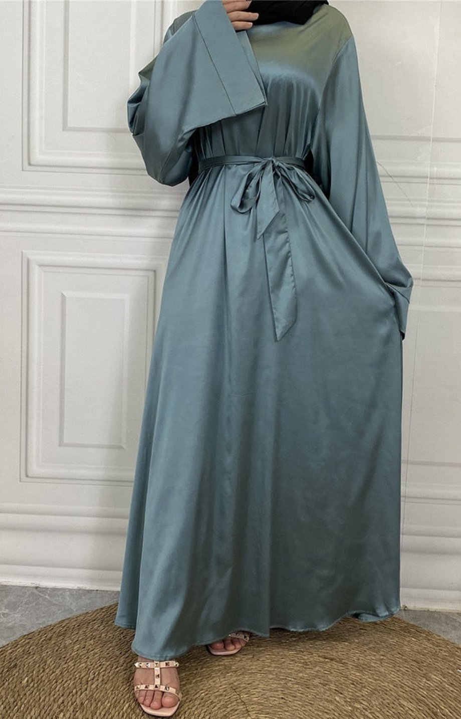 Inaya Classic Satin Abaya